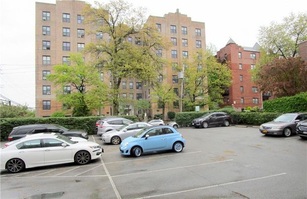 Exterior, Facade, Condo Building
