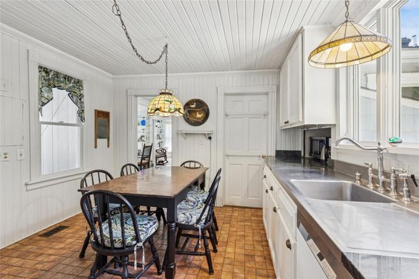 Dining room, Interior, Kitchen, Pendant Lights