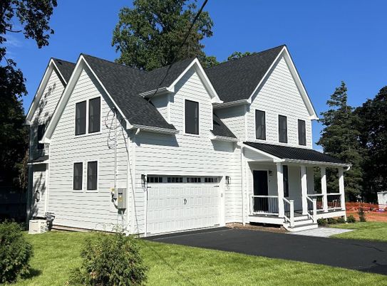 Attached, Exterior, Facade, Farmhouse