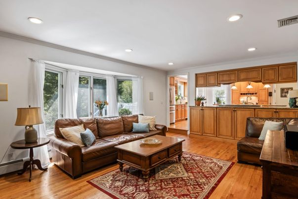 Interior, Kitchen, Living room, Recessed Lighting, Wood Texture Flooring