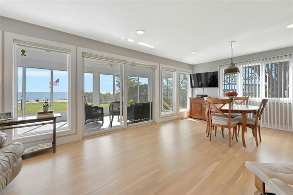 Dining room, Interior, Pendant Lights, Recessed Lighting, Water, Wood Texture Flooring