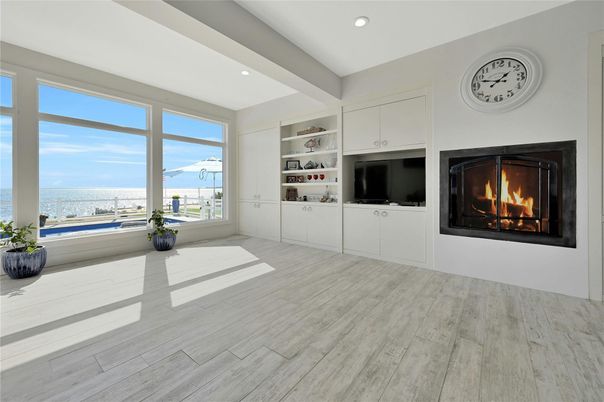 Fireplace, Interior, Recessed Lighting, Water, Wood Texture Flooring