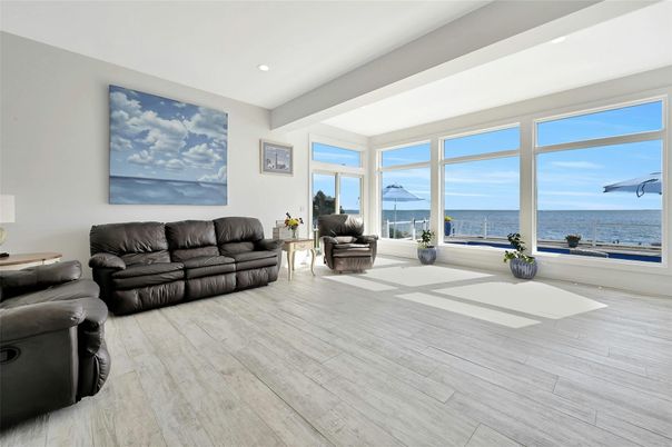 Interior, Living room, Recessed Lighting, Water, Wood Texture Flooring