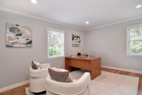 Home Office, Interior, Recessed Lighting, Wood Texture Flooring