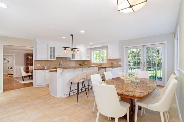 Dining room, Interior, Kitchen, Pendant Lights, Recessed Lighting