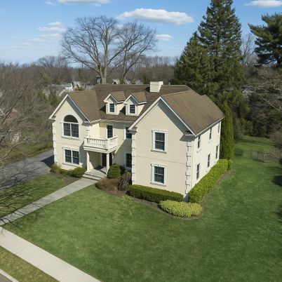 Backyard, Exterior, Facade, French Provincial