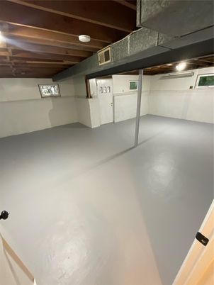 Empty room, Interior, Wooden Beams