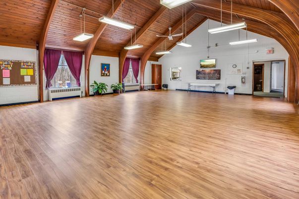 Empty room, Interior, Pendant Lights, Wooden Beams, Wooden Ceilings, Wood Texture Flooring