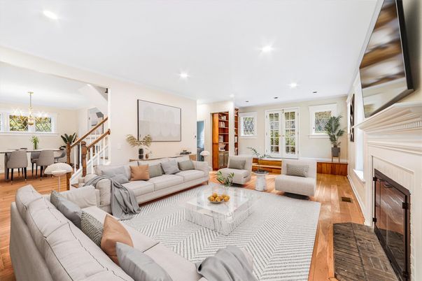 Chandelier, Dining room, Fireplace, Interior, Living room, Recessed Lighting, Wood Texture Flooring