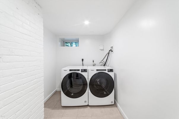 Interior, Recessed Lighting, Washer