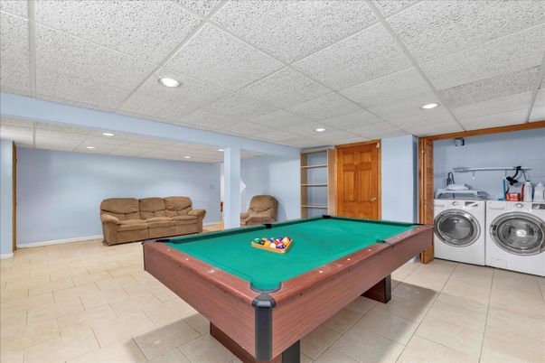 Billiard Table, Game Room, Interior, Recessed Lighting, Washer