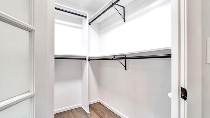Interior, Walk-in Closets, Wood Texture Flooring