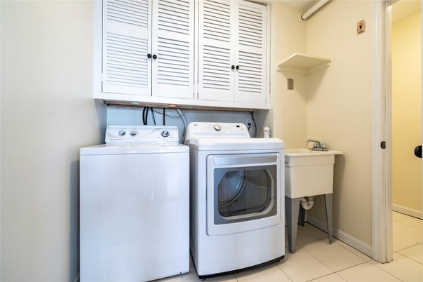 Interior, Utility Closets, Washer