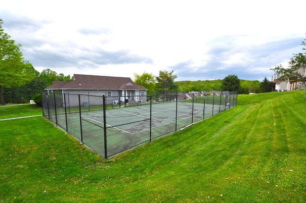 Exterior, Tennis Courts