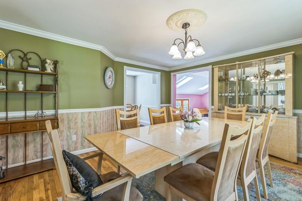 Chandelier, Dining room, Interior, Wood Texture Flooring