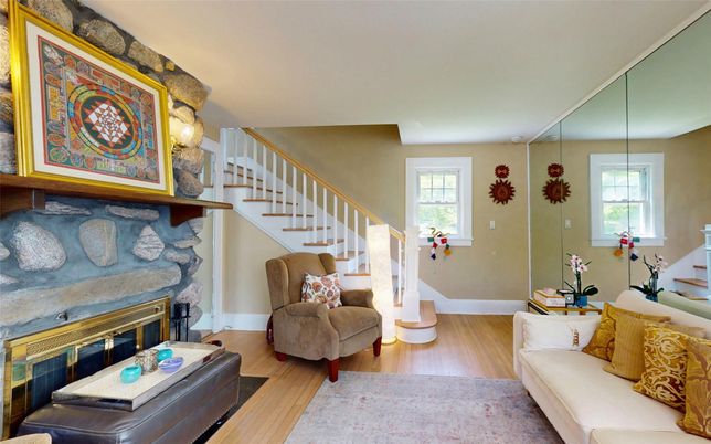 Interior, Living room, Pendant Lights, Wood Texture Flooring