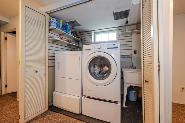 Interior, Utility Closets, Washer