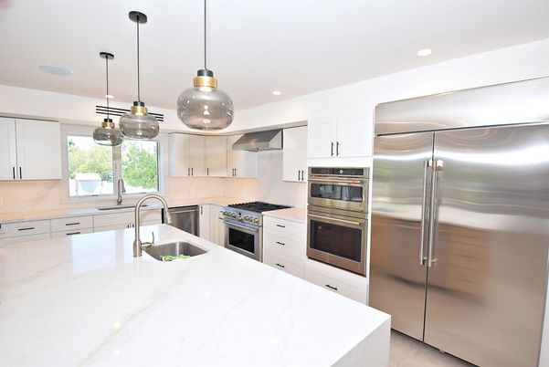 Interior, Kitchen, Pendant Lights, Recessed Lighting, Stainless Steel Appliances