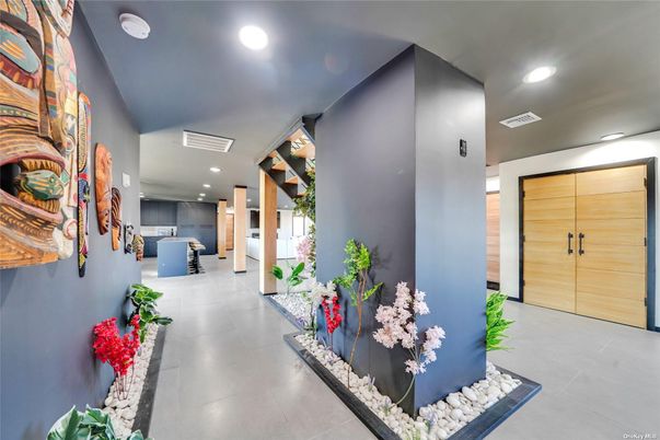 Interior, Recessed Lighting