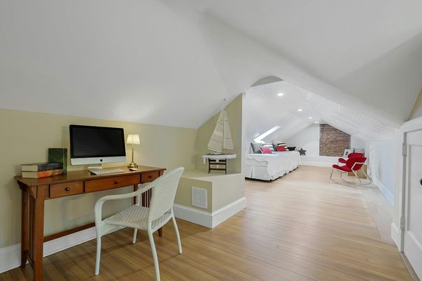 Home Office, Interior, Recessed Lighting, Wood Texture Flooring