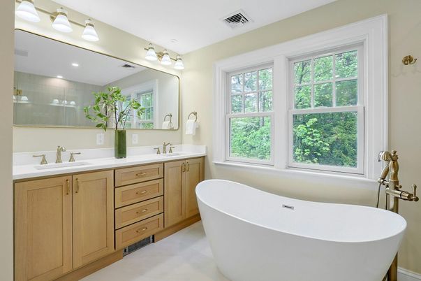 Bathroom, Dual Sink Vanities, Free Standing Baths, Interior, Recessed Lighting