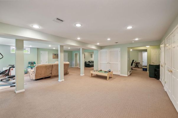 Fitness Equipment, Interior, Recessed Lighting