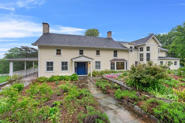Backyard, Exterior, Facade, Georgian