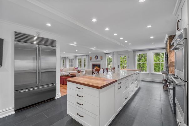Fireplace, Interior, Kitchen, Living room, Recessed Lighting, Stainless Steel Appliances