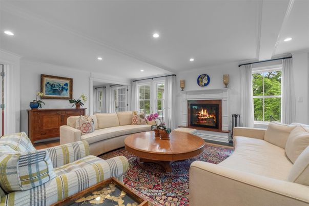Fireplace, Interior, Living room, Recessed Lighting