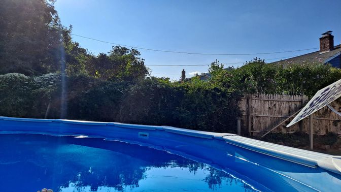 Exterior, Pool
