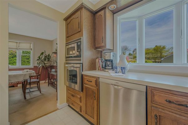 Dining room, Interior, Kitchen, Stainless Steel Appliances
