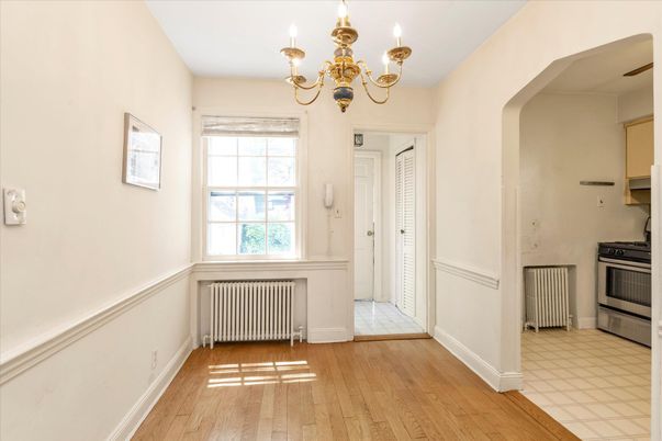 Chandelier, Empty room, Interior, Wood Texture Flooring