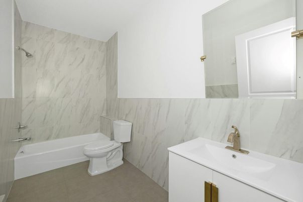 Bathroom, Interior, Marble Walls