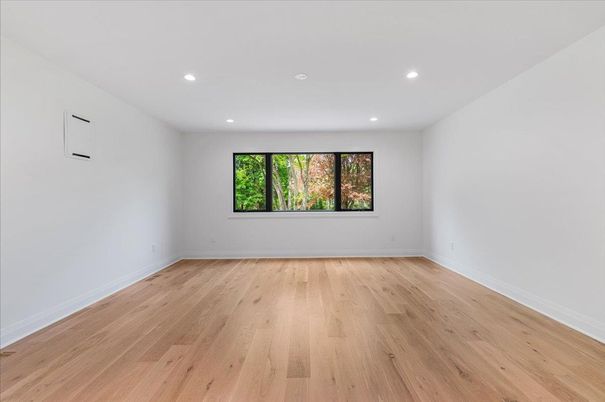 Empty room, Interior, Recessed Lighting, Wood Texture Flooring