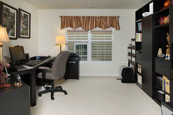Home Office, Interior