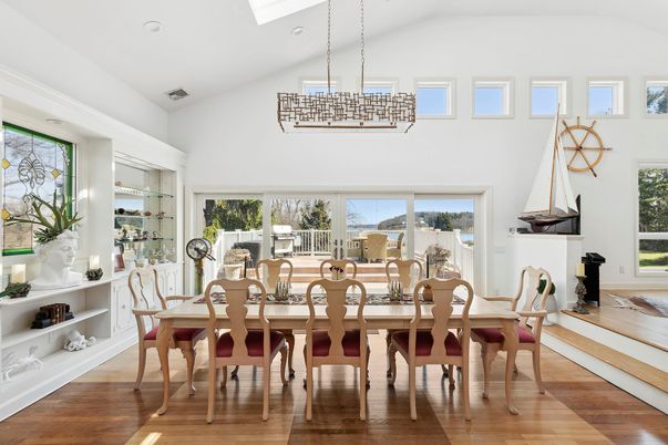 Chandelier, Dining room, Interior, Pendant Lights, Recessed Lighting, Wood Texture Flooring