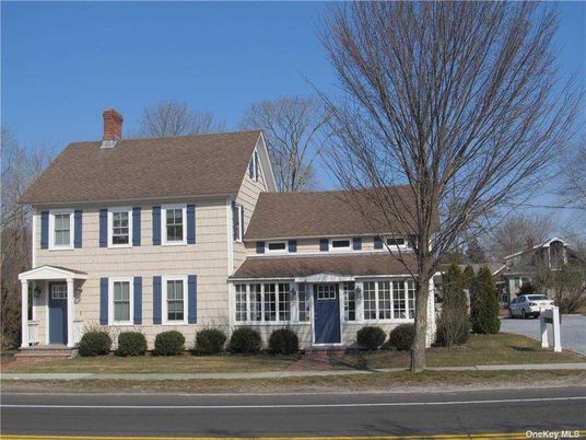 Exterior, Facade, Georgian
