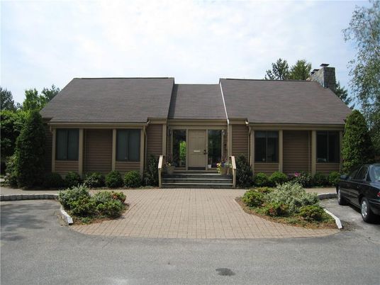 Exterior, Facade, Cape Cod