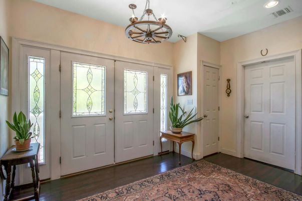 Chandelier, Interior, Recessed Lighting, Wood Texture Flooring