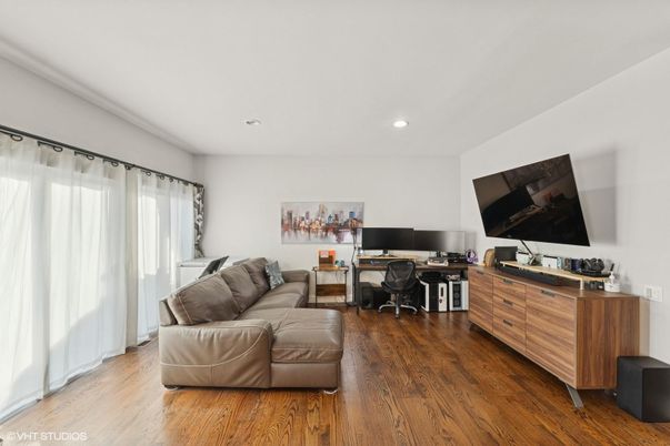 Home Office, Interior, Living room, Recessed Lighting, Wood Texture Flooring