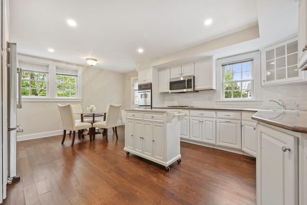 Dining room, Interior, Kitchen, Recessed Lighting, Stainless Steel Appliances, Wood Texture Flooring