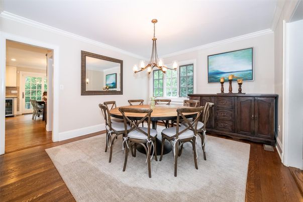 Chandelier, Dining room, Interior, Recessed Lighting, Wood Texture Flooring