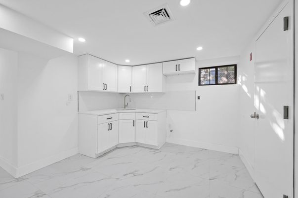 Interior, Kitchen, Marble, Recessed Lighting