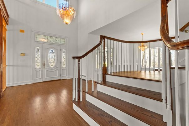 Chandelier, Interior, Wood Texture Flooring