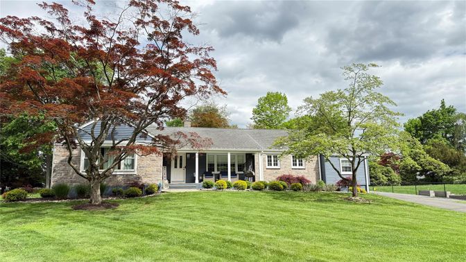 Exterior, Facade, Brick Facade, Cape Cod