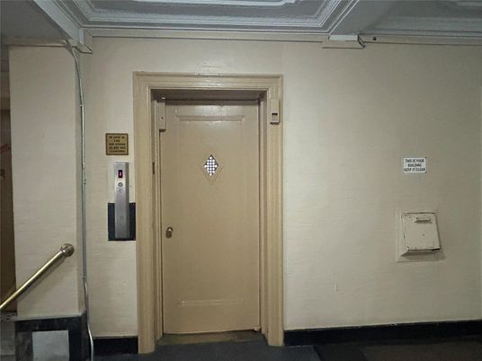 DE Listing image placeholder