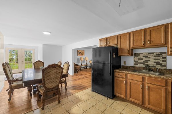 Dining room, Interior, Kitchen, Recessed Lighting, Wood Texture Flooring