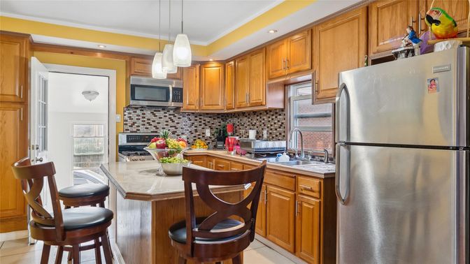 Interior, Kitchen, Pendant Lights, Recessed Lighting, Stainless Steel Appliances