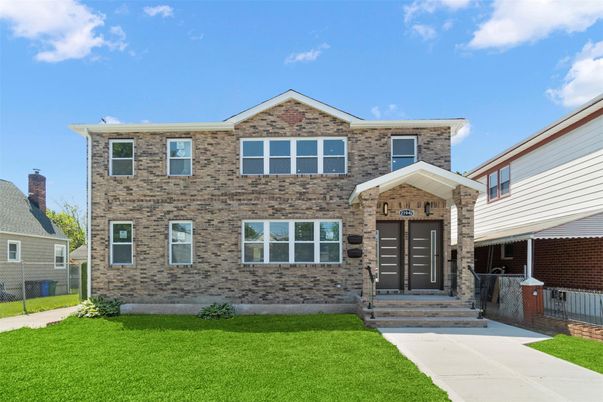 Exterior, Facade, Brick Facade, Brick Traditional