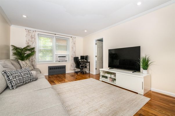 Home Office, Interior, Living room, Recessed Lighting, Wood Texture Flooring